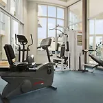 Travelodge By Wyndham Niagara Falls Fallsview
