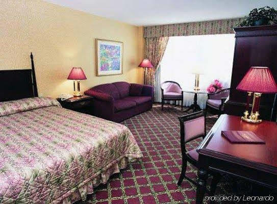 Travelodge By Wyndham Fallsview 3* Niagara Falls